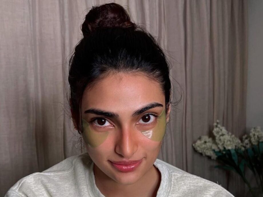 Athiya Shetty’s Skincare Routine Is Affordable And The Best, Try It Out - 1