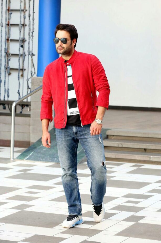 Best looks of Vivian Dsena in jackets - 0