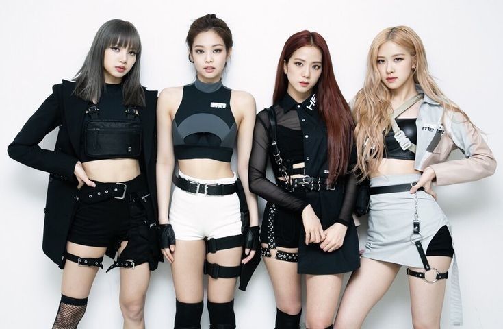 Dress Like Blackpink This Season, 10 Picks For You - 6