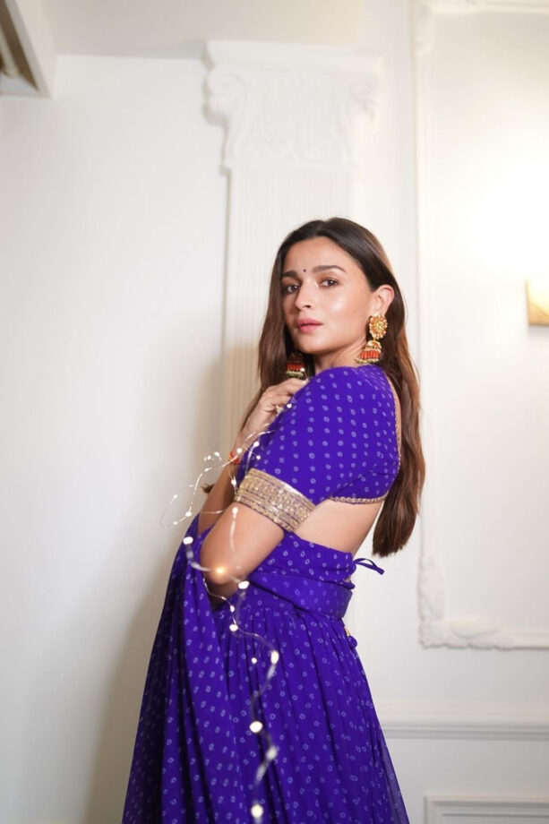 Ethnic Looks Of Alia Bhatt For Any Occasion, Take A Look - 1