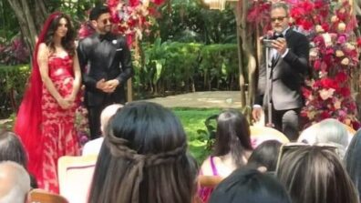 Farhan Akhtar-Shibani Dandekar Wedding: First pic of bride and groom exchanging wedding vows in Khandala out