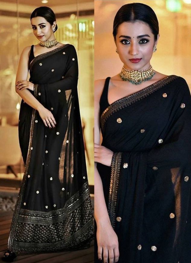 [Fashion Battle] Kajal Aggarwal To Pooja Hegde: These Panache Queens Show Us How To Style A Saree Like A Master - 1