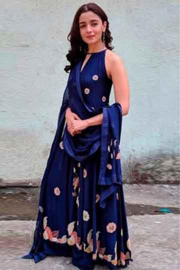 Janhvi Kapoor To Karisma Kapoor: Bollywood Celebs In Indigo Colour Outfits - 1