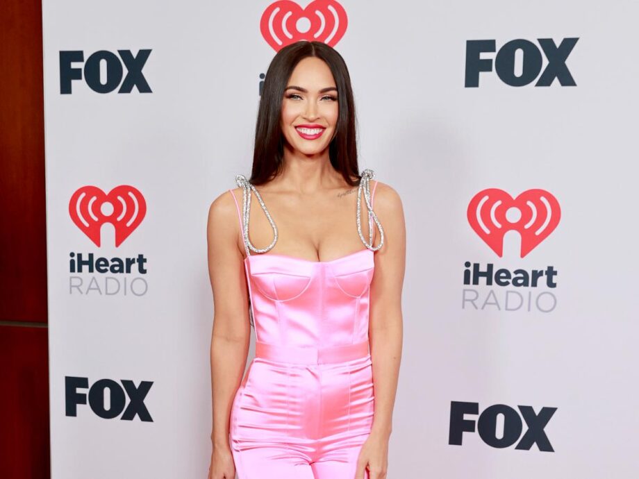 Learn How To Pull Off Bold Looks From The Stunning Megan Fox! 7 Inspos For You - 0