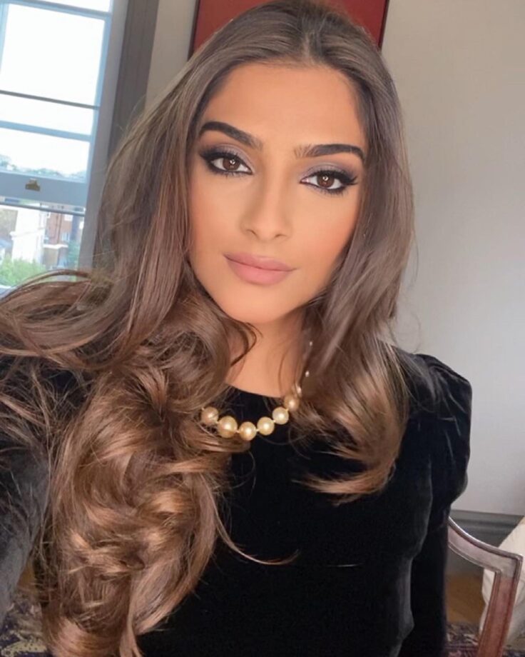 MAKEUP GUIDE: Learn How To Slay Glamorous Makeup Look Like Beauty Guru Sonam Kapoor - 7