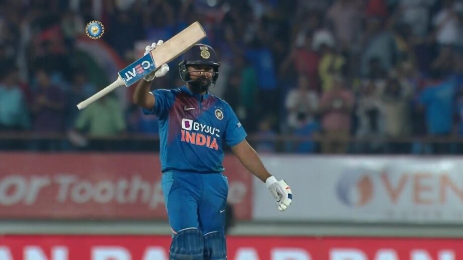 Rohit Sharma To Chris Gayle: Most Sixes In ODI Cricket - 3