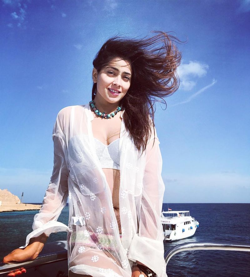 Shriya Saran’s Stunning Vacation Looks, Check It Out - 1