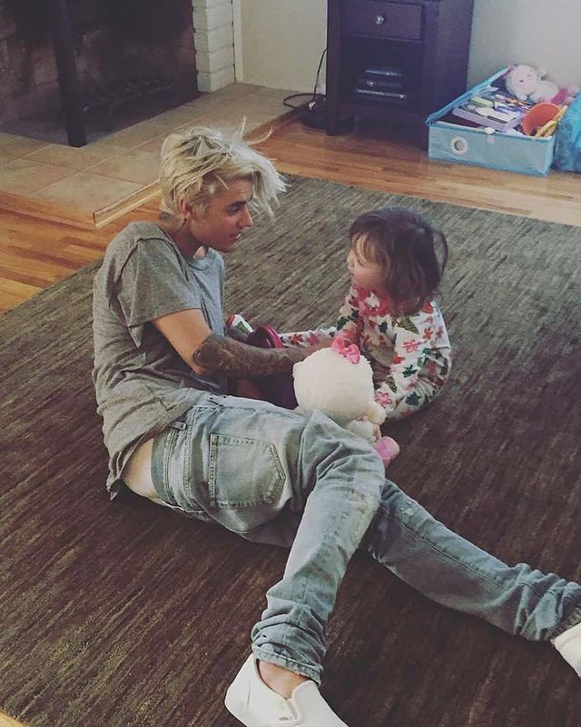 SO CUTE: Proof That Justin Bieber Will Be A Great Dad Someday, See Pic - 0