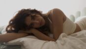 Swalala: Janhvi Kapoor burns internet with unlimited oomph, shares sensuous bedroom photos to wow fans