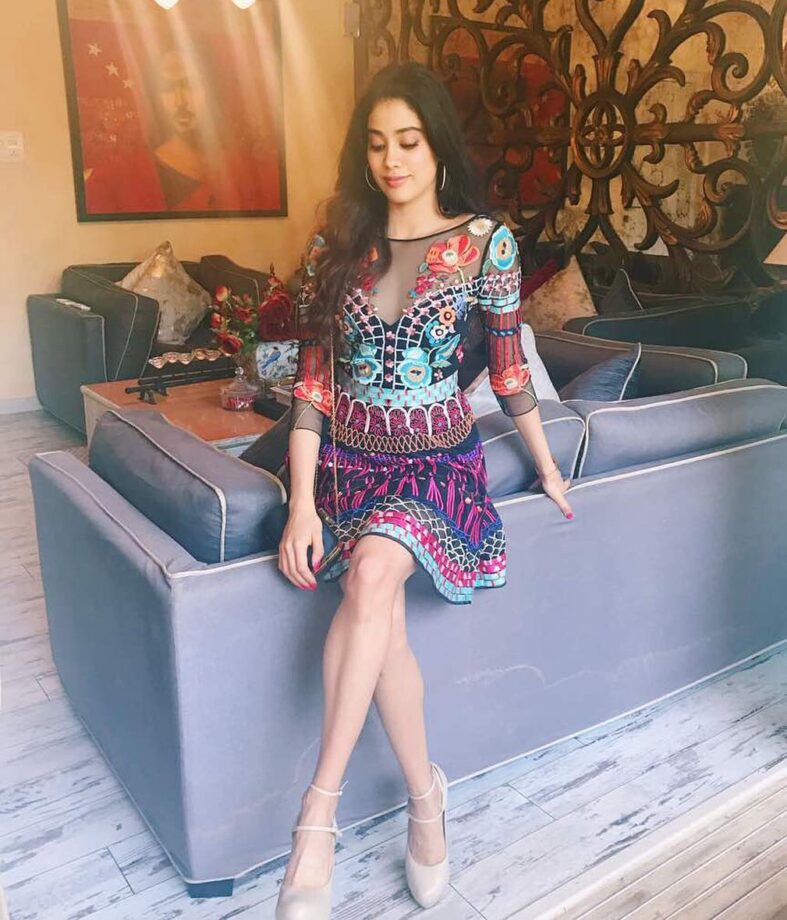 Take A Peek At Janhvi And Khushi Kapoor’s Stunning Pictures Captured In Their Mumbai Residence - 6