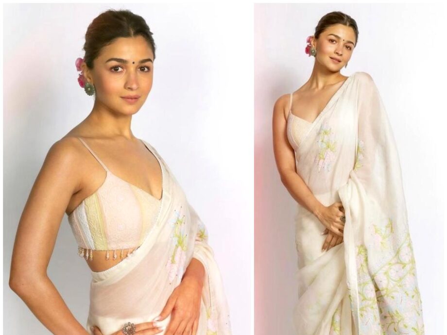 These 7 Ethnic Outfits Worn By Alia Bhatt Will Certainly Bring Out The Desi Diva In You - 6