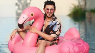 Throwback To CarryMinati’s Vacation Picture On Flamingo Floaties!