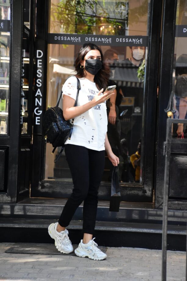 Throwback To When Samantha Ruth Prabhu Was Photographed Visiting A Hairdresser In Mumbai Wearing A Basic White Shirt That Cost Rs 20,000, Check Out - 1