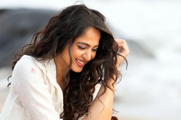 Times When Anushka Shetty Proved That She’s The Ultimate Queen Of South India! - 2