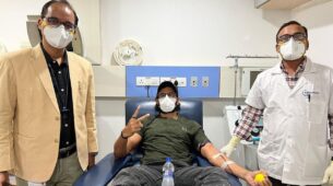 Real-life Hero: Hrithik Roshan donates blood at hospital, shares inspiring message for fans