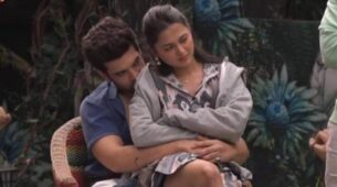 TV Couple Tejasswi Prakash And Karan Kundrra Stealing Fans’ Hearts With Their Love In Bigg Boss 15