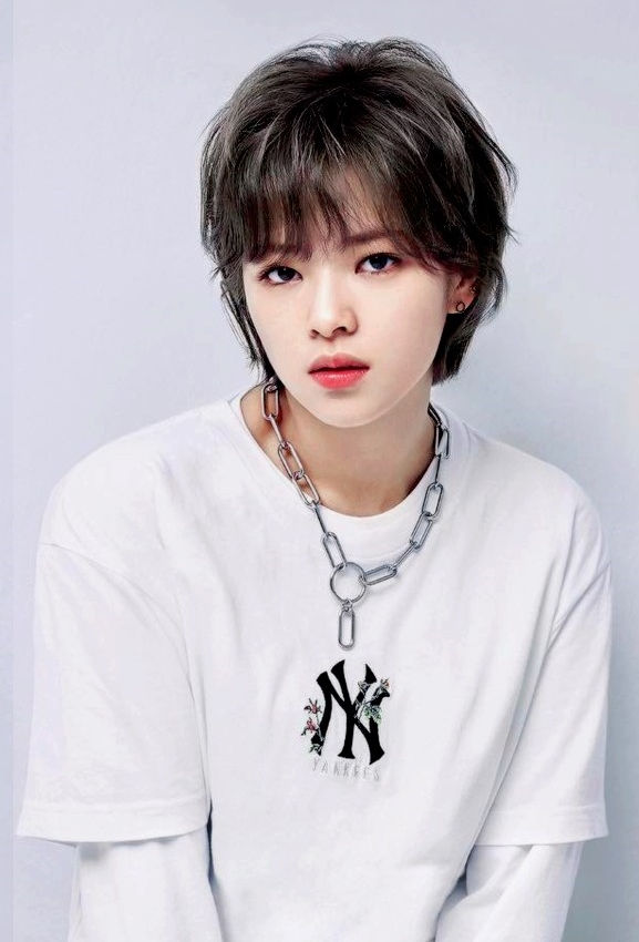 10 Stunning Photos Of Twice’s Jungyeon With Short Hair That Prove She’s Better Than The Rest, Take A Look - 2