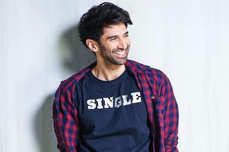 Aditya Roy Kapoor Is Not Lesser Than A Fashion Icon, Take A Look At These Pictures - 1