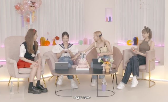 Blackpink Forgot To Inform Jisoo About The Dress Code 10 Times! Take A Look - 2