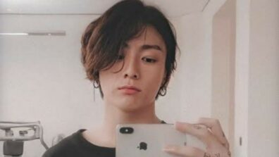 How Adorable Does BTS Jungkook Look In These Mirror Selfies!