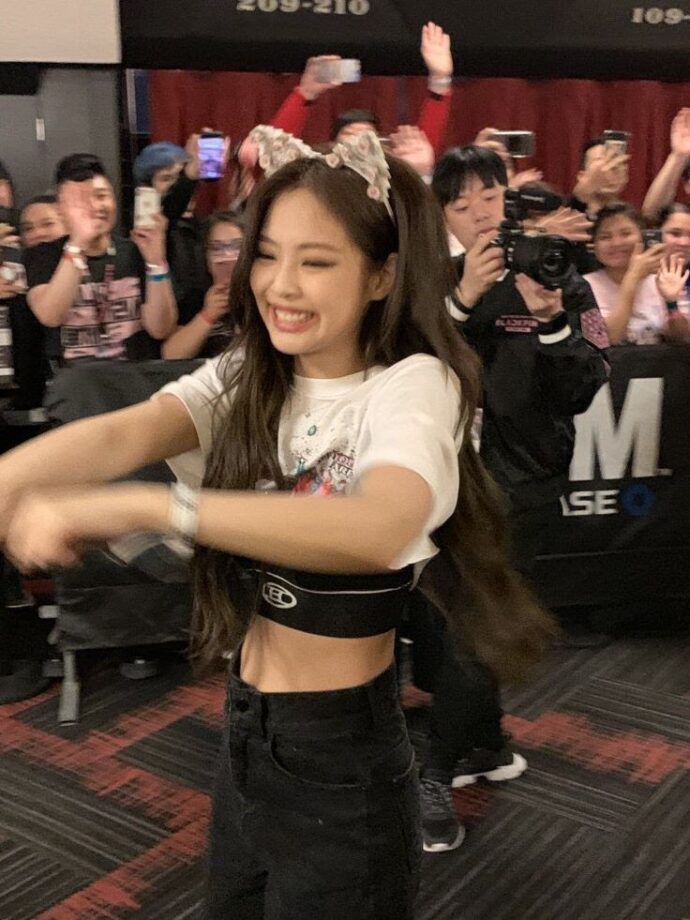 Blackpink’s Jennie In 10 Fan-Clicked Photos That Prove She’s Even More Gorgeous In Real Life, Check Out - 7