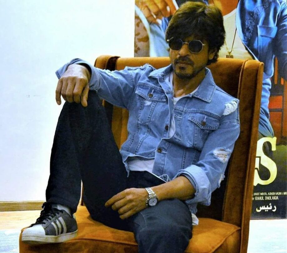 Take A Look At Some Of Shah Rukh Khan’s Most Iconic Denim Jacket Moments - 6