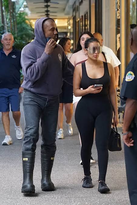 Chaney Jones: Kim Kardashian’s Doppelganger Is All Over Kanye West - 1