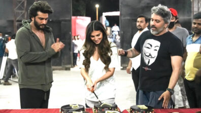 Congratulations: Tara Sutaria and Arjun Kapoor finish Ek Villain 2 shoot, feed each other special cake to make memories