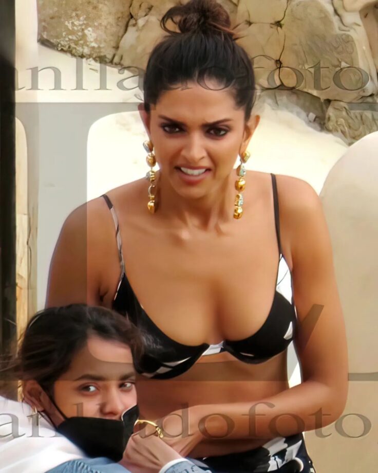 Deepika Padukone Goes Babe Mode In Black And Yellow Bikini From Sets Of Pathaan: See Pics - 1