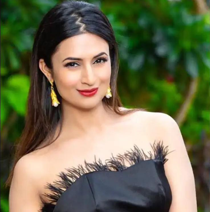 Did You Know? Divyanka Tripathi Is A Fan Of THIS Actor - 0