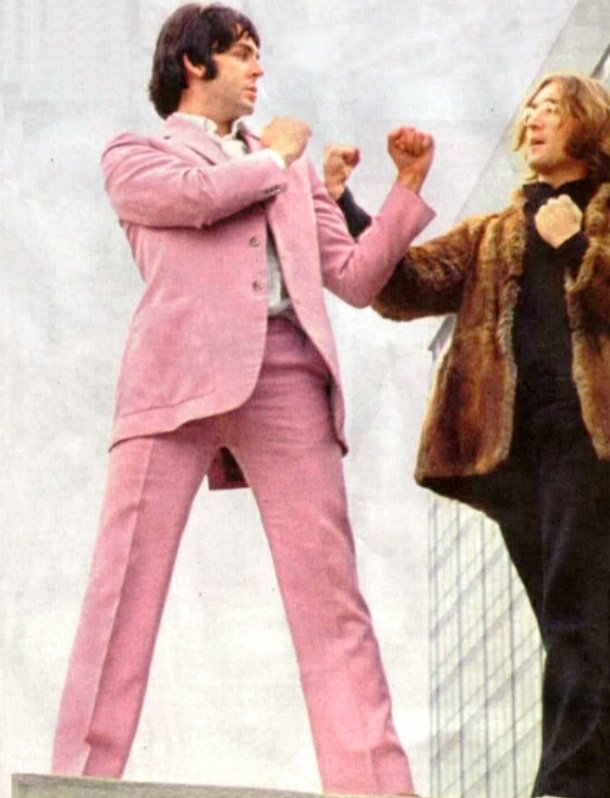 Don’t Be Ordinary, Be Unique! Rock Colorful Blazer Looks Like Paul McCartney And Brad Pitt - 2