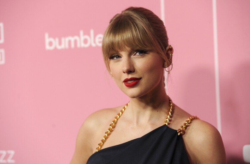 From Fearless To Red: Here’s How Taylor Swift’s Style Has Changed - 0