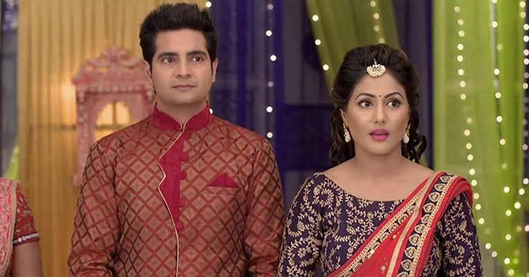 From Shivangi Joshi And Mohsin Khan To Sriti Jha And Shabir Ahluwalia: Here Are The Topmost Hottest Couples In The Indian Drama Serials - 3