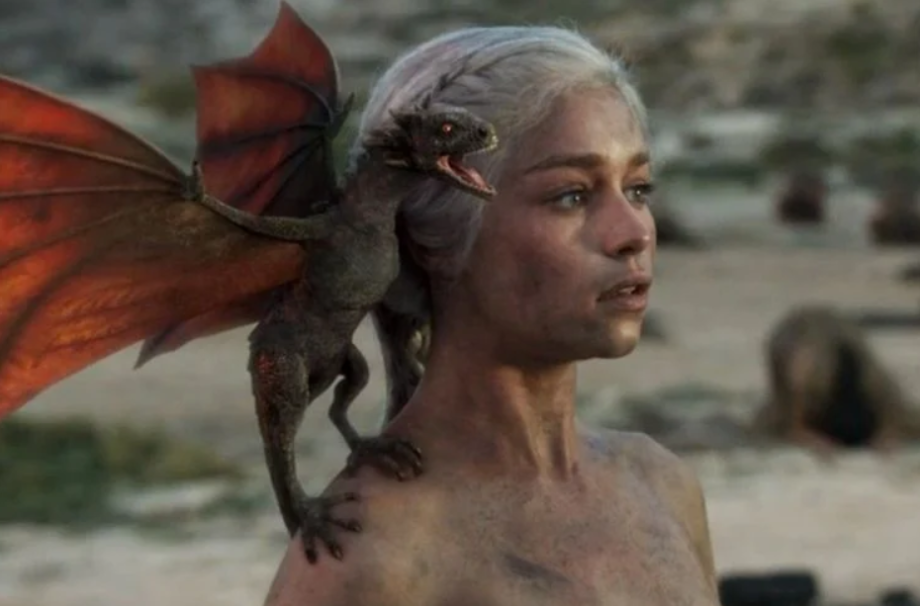 Game Of Thrones’ Daenerys Targaryen Was The True Queen!: The Best Emilia Clarke Scenes - 4