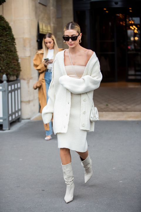 Hailey Bieber’s 5 Fashion Must-Haves: Find Out - 0