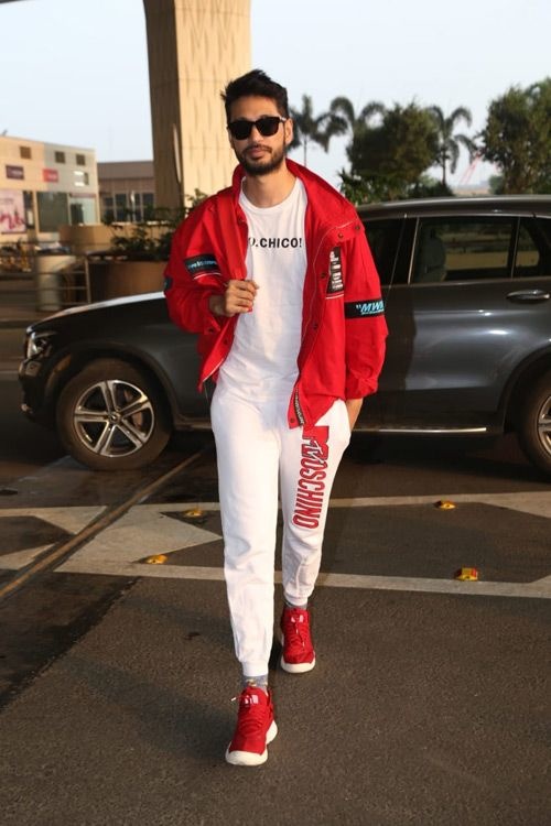 Hotness Alert! Do Not Miss These Pictures Of Arjun Kanungo In Casuals - 0