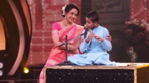 Hunarbaaz Desh Ki Shaan: Hema Malini gives a special gift to flautist Anirban