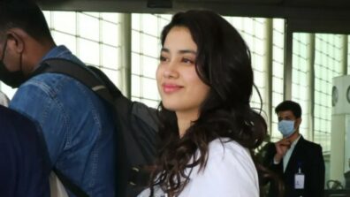 Janhvi Kapoor Ways To Slay The Airport Look: See Pics