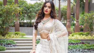 Jannat Zubair Rahmani is all ready in white bridal lehenga, take inspiration