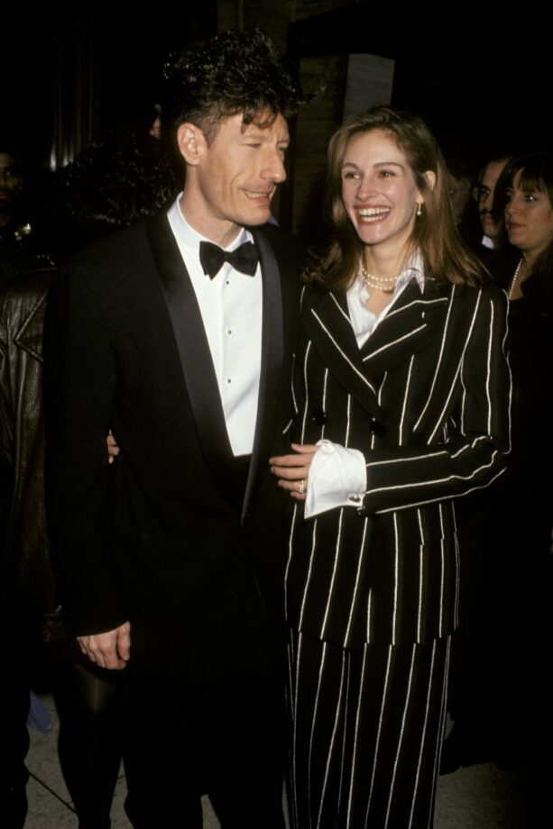 Julia Roberts Is a Huge Fan Of Black And White Outfits, Here Are Some Of Our Favourite Looks - 5