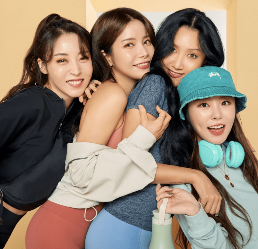 K-Pop Girl Bands Always Share A Great Bond. From Twice To Blackpink Which Group Exemplifies Amazing Sisterhood? - 2