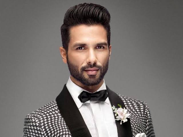 Learn How To Sport The Bow Tie Look From Your Favourite Bollywood Stars: From Shahid Kapoor To Karan Johar, Take A Look - 0