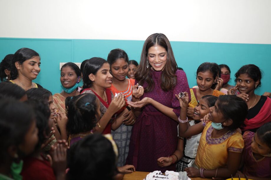 Malavika Mohanan Proves To Be Major Inspiration To All As She Shares Time With Children - 4