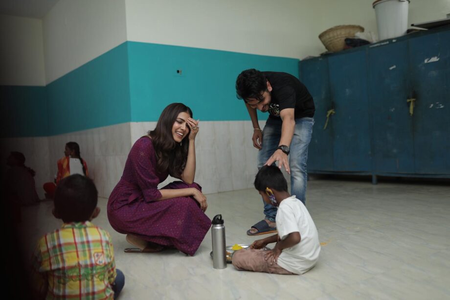 Malavika Mohanan Proves To Be Major Inspiration To All As She Shares Time With Children - 3