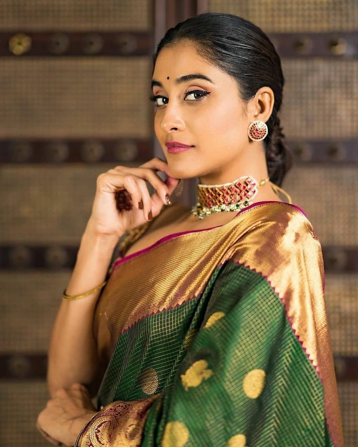 Regina Cassandra Dressed In Indian Attire Is Everything! Take A Look At ...