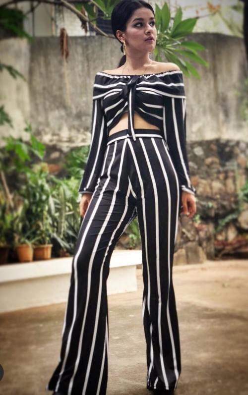 Take A Cue From Avneet Kaur’s Co-Ord Set Outfits - 1