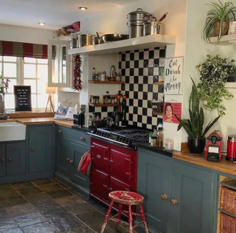 Take A Look At These 16 Incredible Red Kitchen Ideas - 13