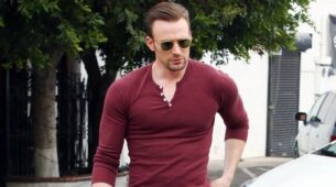 Decent Dressing With Chris Evans, 5 Best Looks