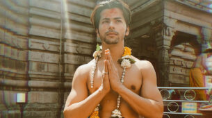 Trending: ‘Handsome hunk’ Siddharth Nigam reveals his spiritual side at Ujjain, Ashnoor and Avneet Kaur love it