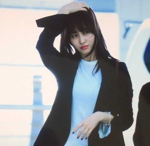 Boss Lady: TWICE Momo Gives Us The Aesthetic Vibes In Black Blazers - 2